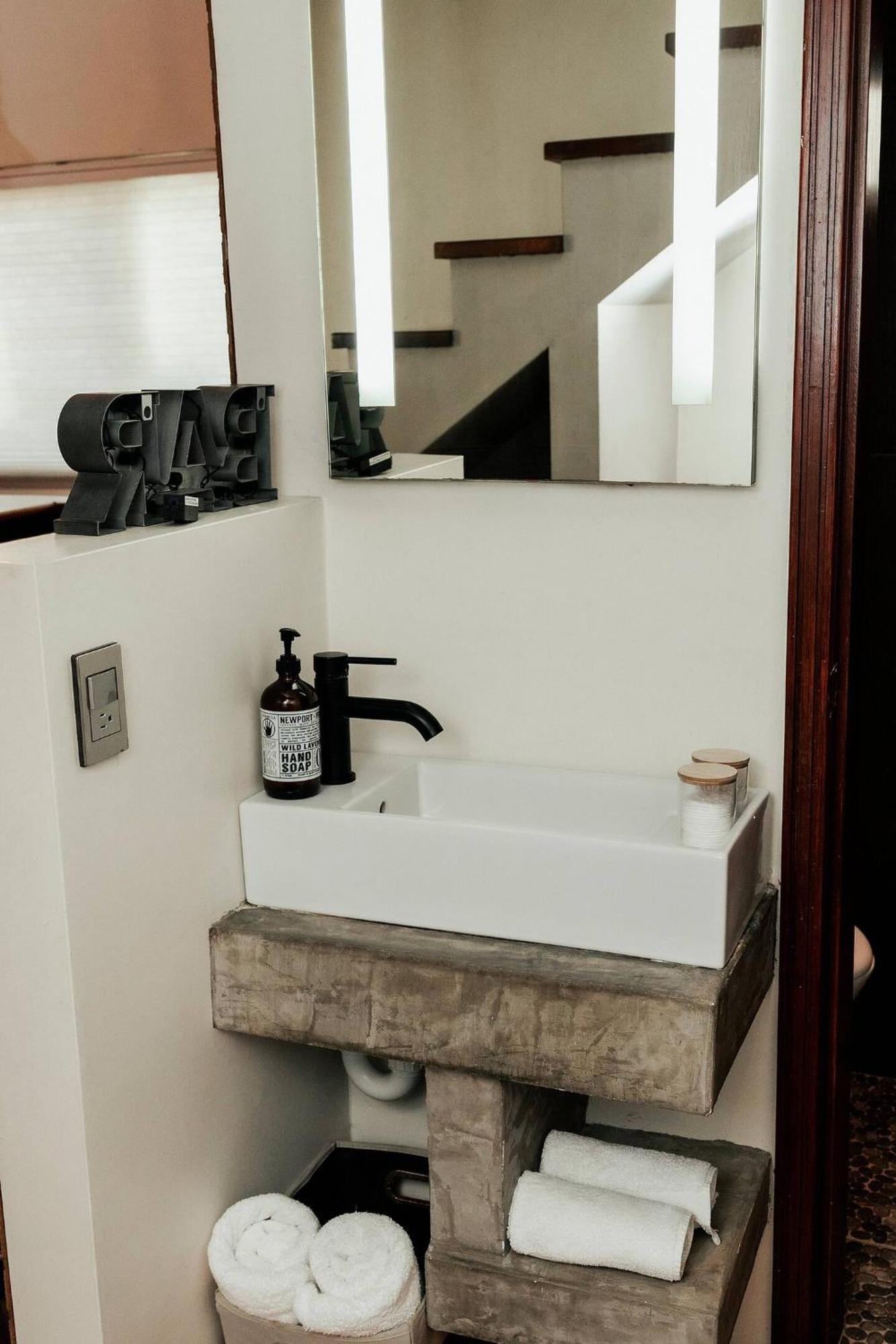 אנסנאדה Studio 112 - Stay In Style, Stay Central מראה חיצוני תמונה